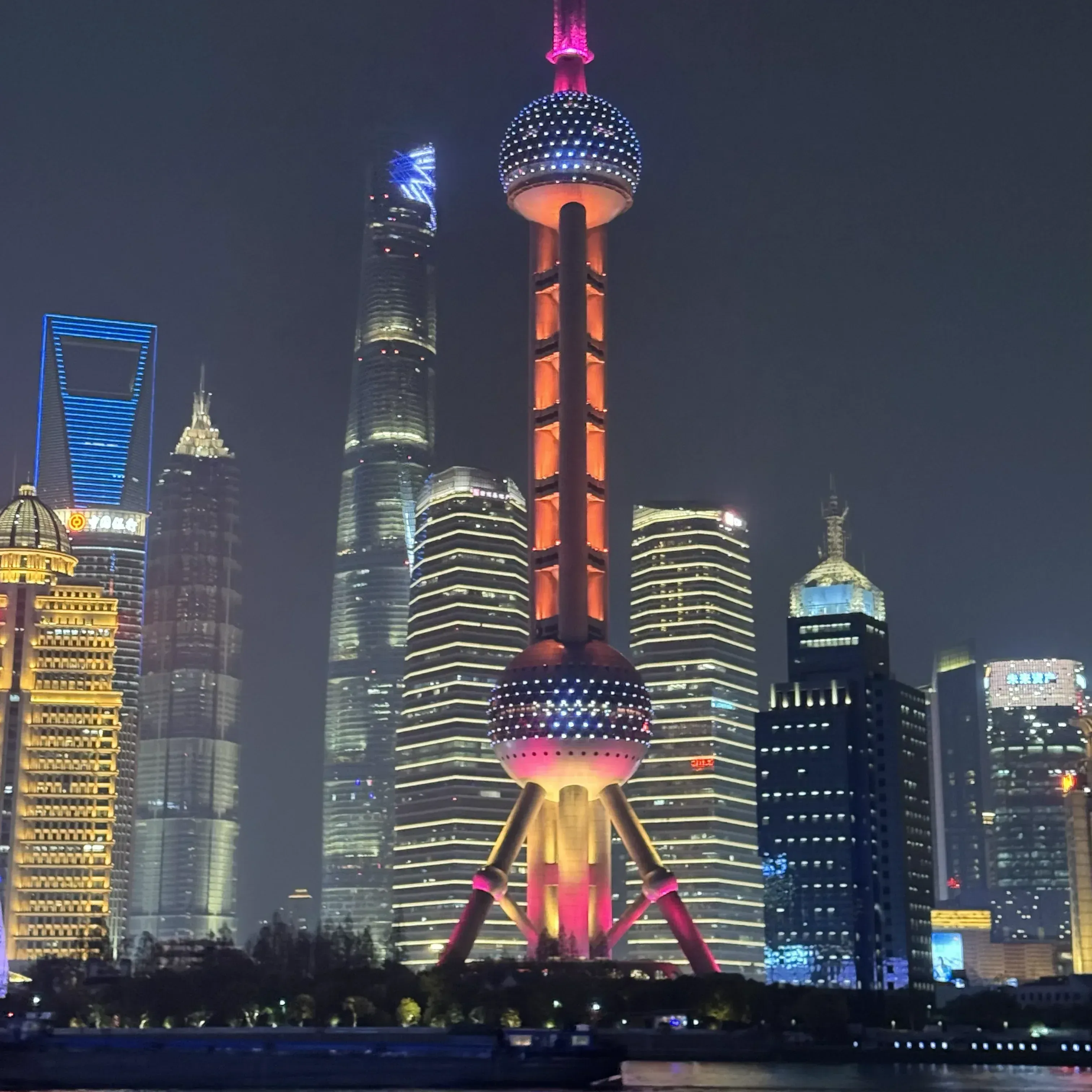 Skyline de Shanghái de noche